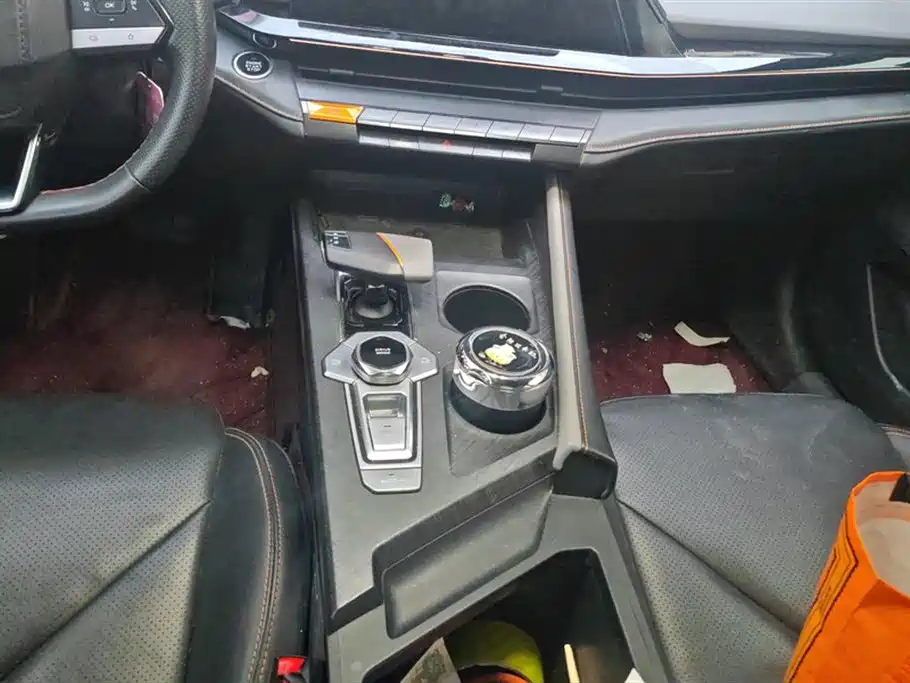 Changan UNI-V 2022 1.5T Premium Edition