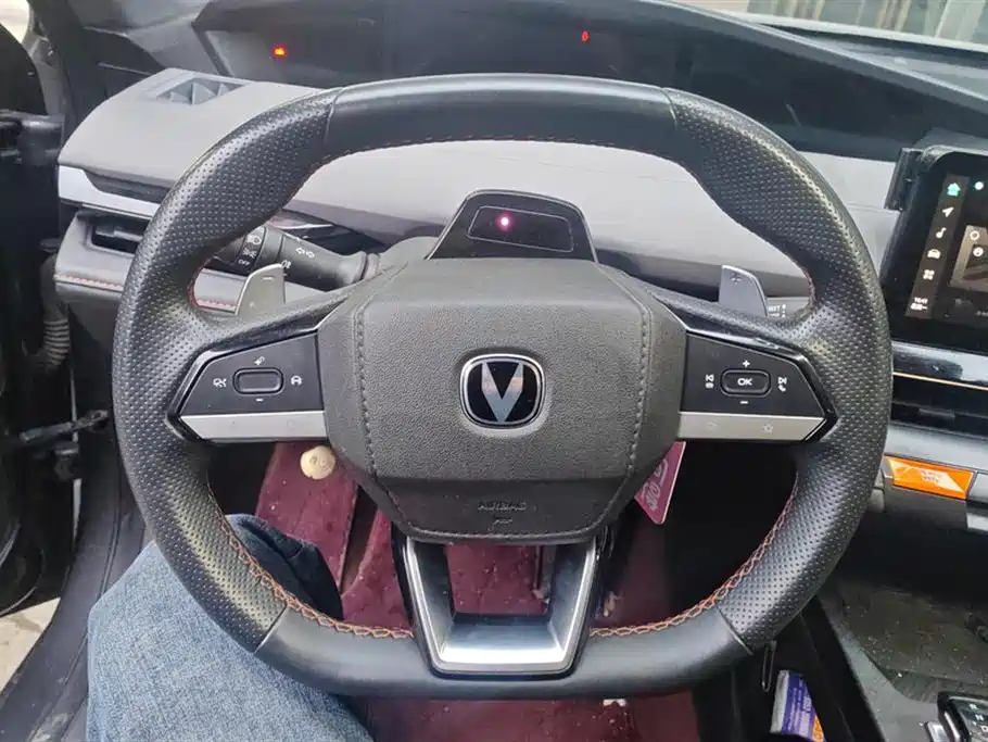 Changan UNI-V 2022 1.5T Premium Edition