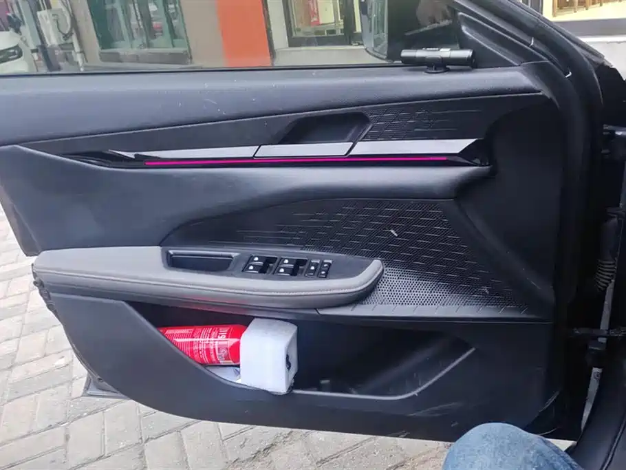 Changan UNI-V 2022 1.5T Premium Edition