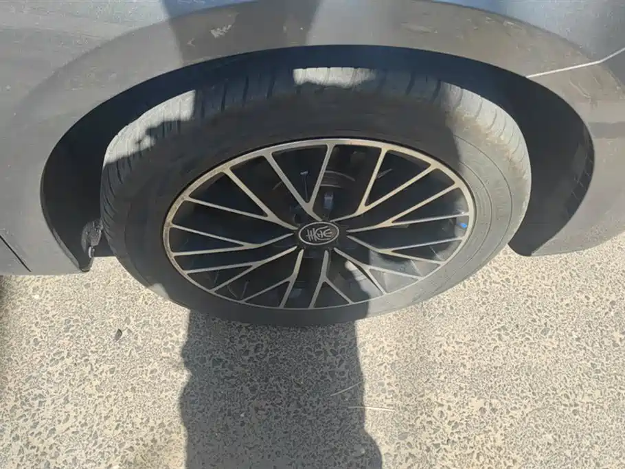 BYD Qin L 2024 DM-i 120KM Excellence Edition
