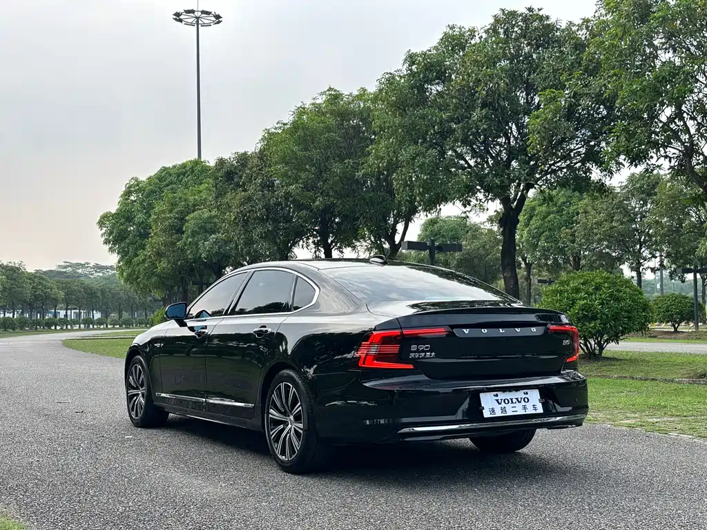 Volvo S90 2021 B5 Inscription