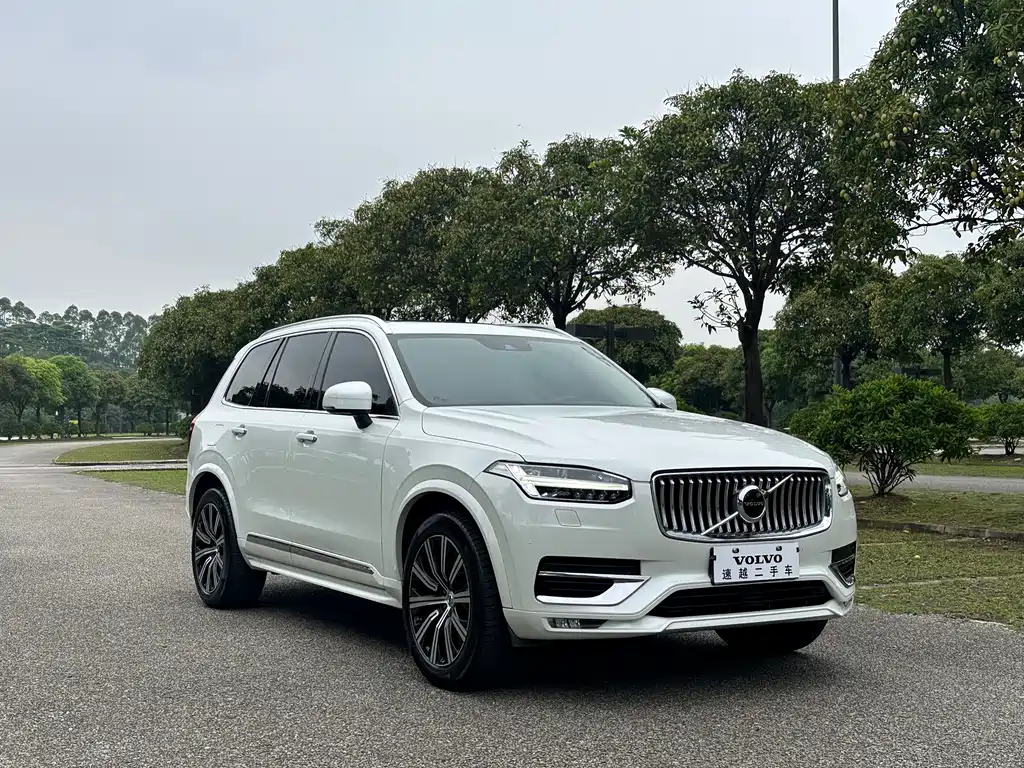 Volvo XC90 2020 T6 Momentum Luxury 7-Seater