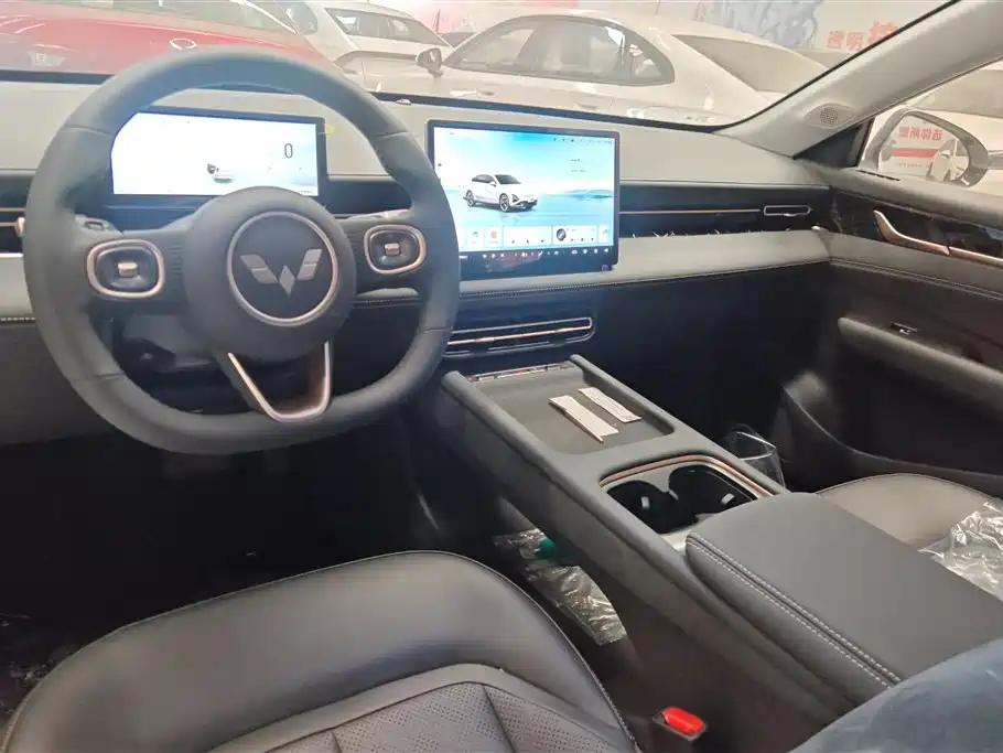 Wuling Starlight 2025 70km Intelligent Standard Edition