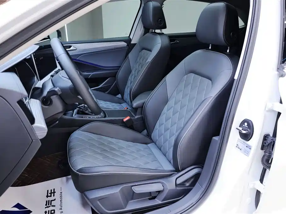 Volkswagen Sagitar 2025 Facelift 300TSI DSG Beyond Edition