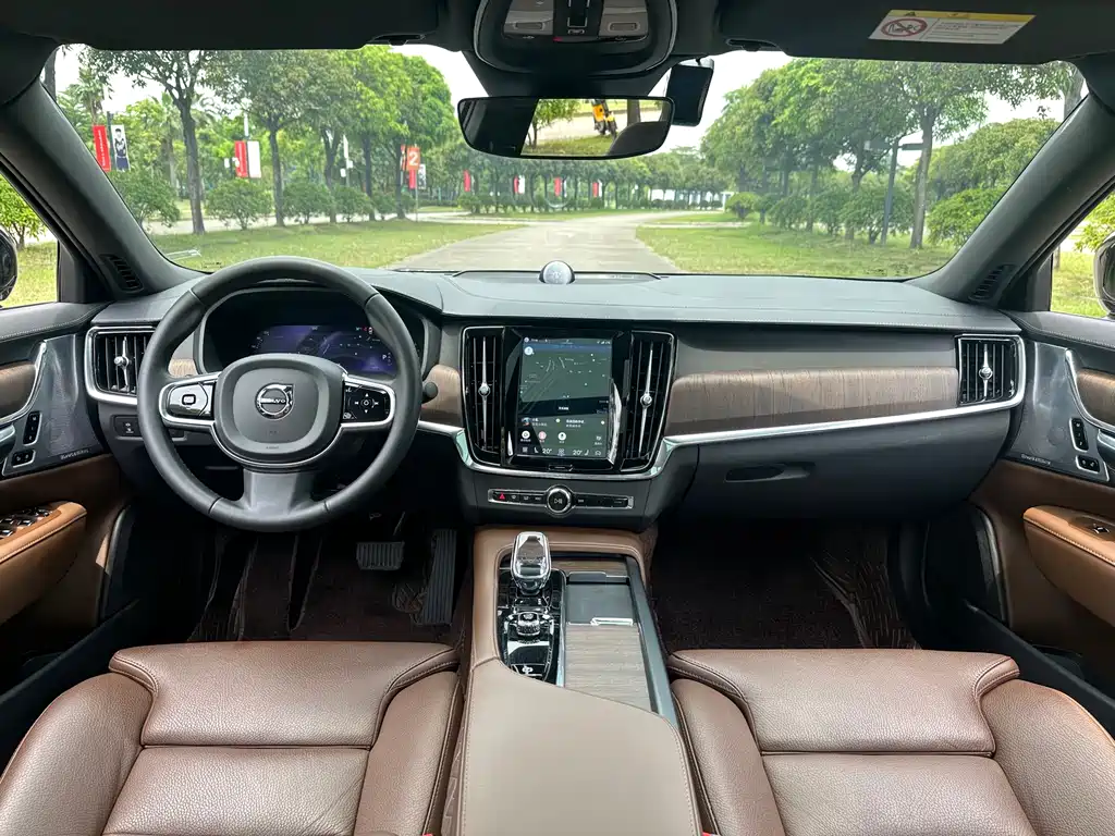 Volvo S90 2024 B5 Zhiyuan Luxury Edition