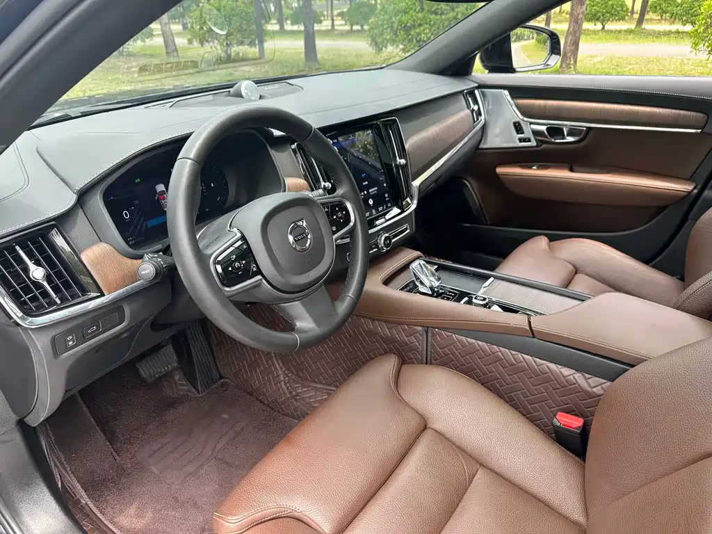 Volvo S90 2024 B5 Zhiyuan Luxury Edition