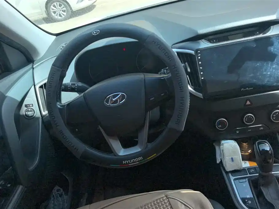 2015 Hyundai ix25 1.6L Automatic 2WD GLS