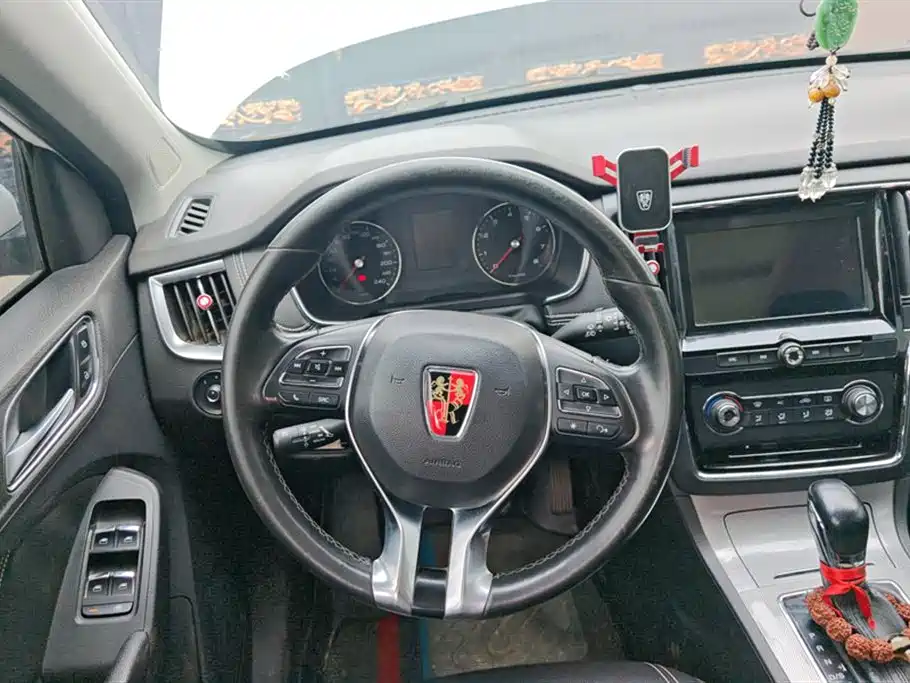 Roewe RX5 2016