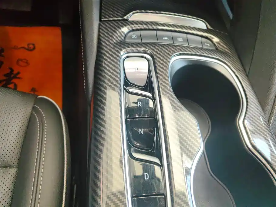 Buick Envision Plus 2023 652T 5-Seater Luxury