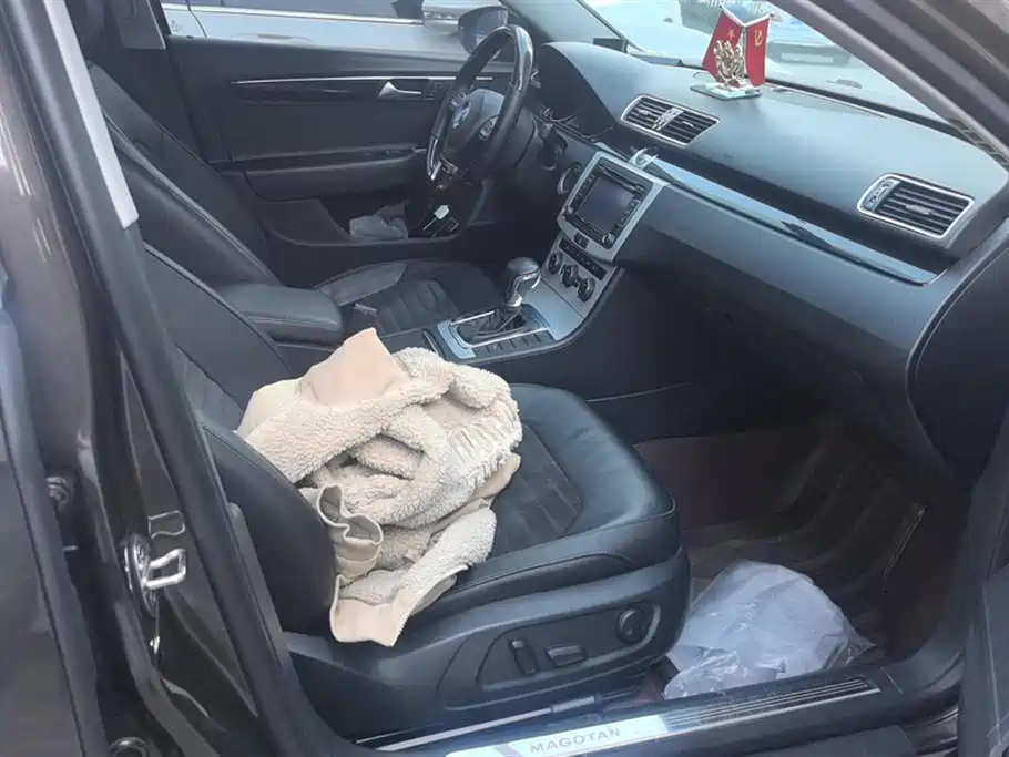 Magotan 2016 1.8TSI Zhixiang Luxury Edition