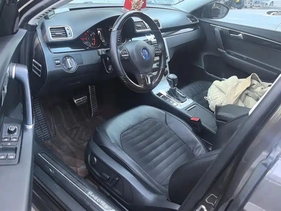 Magotan 2016 1.8TSI Zhixiang Luxury Edition