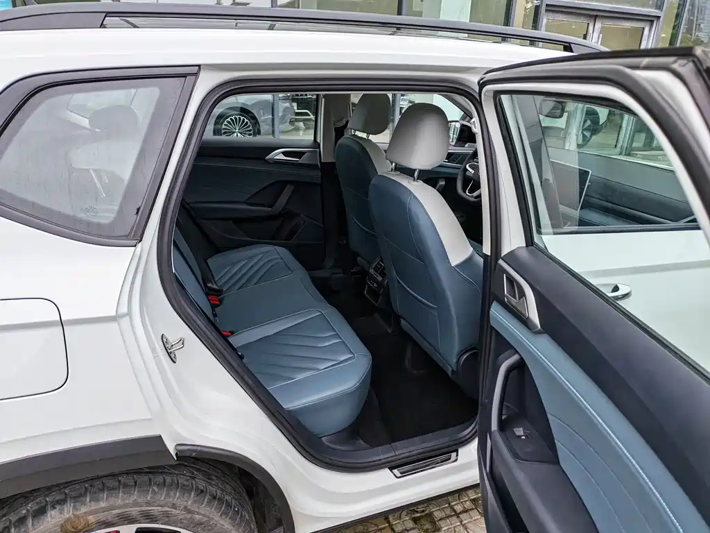 Volkswagen Tharu 2024 300TSI FWD Yuezun Edition