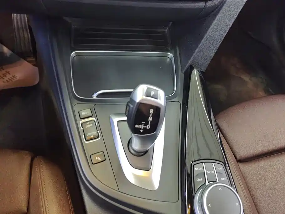 BMW 3 Series 2019 320Li Fashion Edition