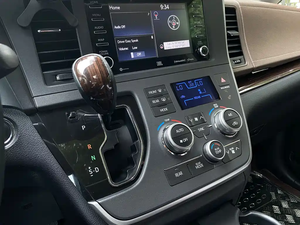 Sienna 2015 3.5L AWD L