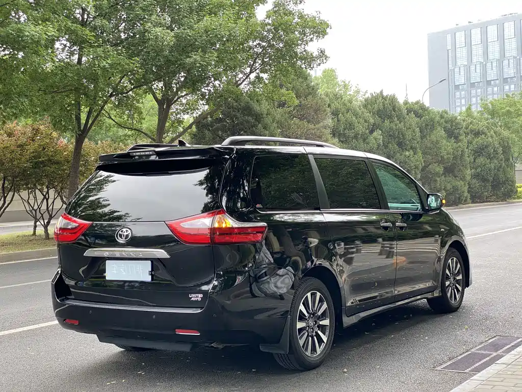 Sienna 2015 3.5L AWD L
