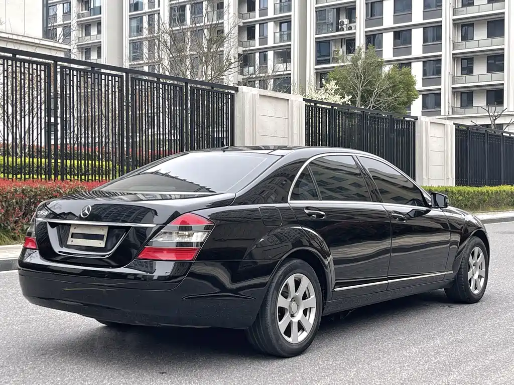 Mercedes-Benz S-Class 2006 S 300
