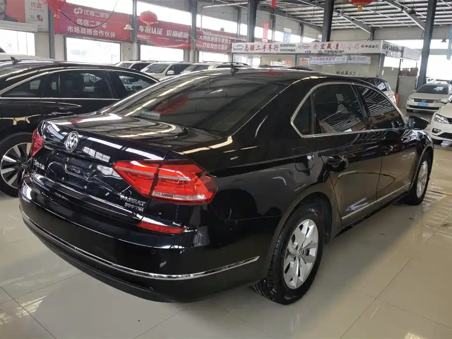 Volkswagen Passat 2015 1.8TSI Automatic Zunrong Edition