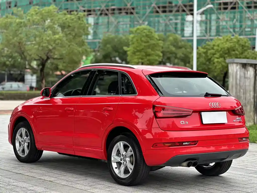 Audi Q3 2016 30 TFSI Fashion