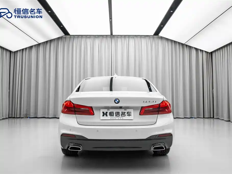 BMW 5 Series 2018 525Li M Sport Package