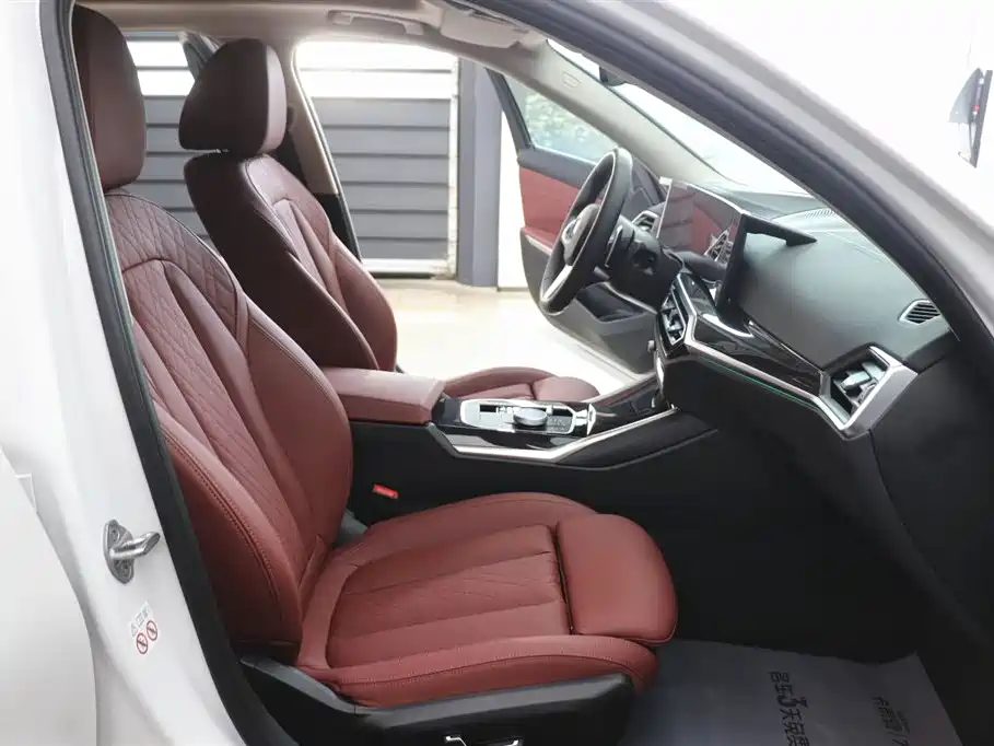 BMW 3 Series 2024 325Li M Sport Package - фото 22