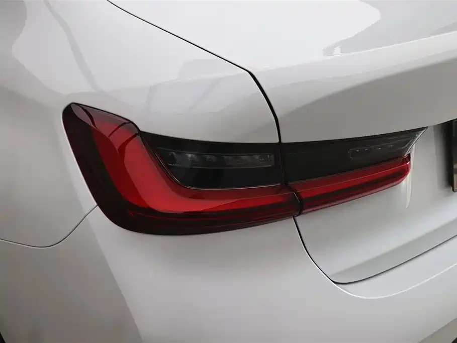 BMW 3 Series 2024 325Li M Sport Package - фото 28