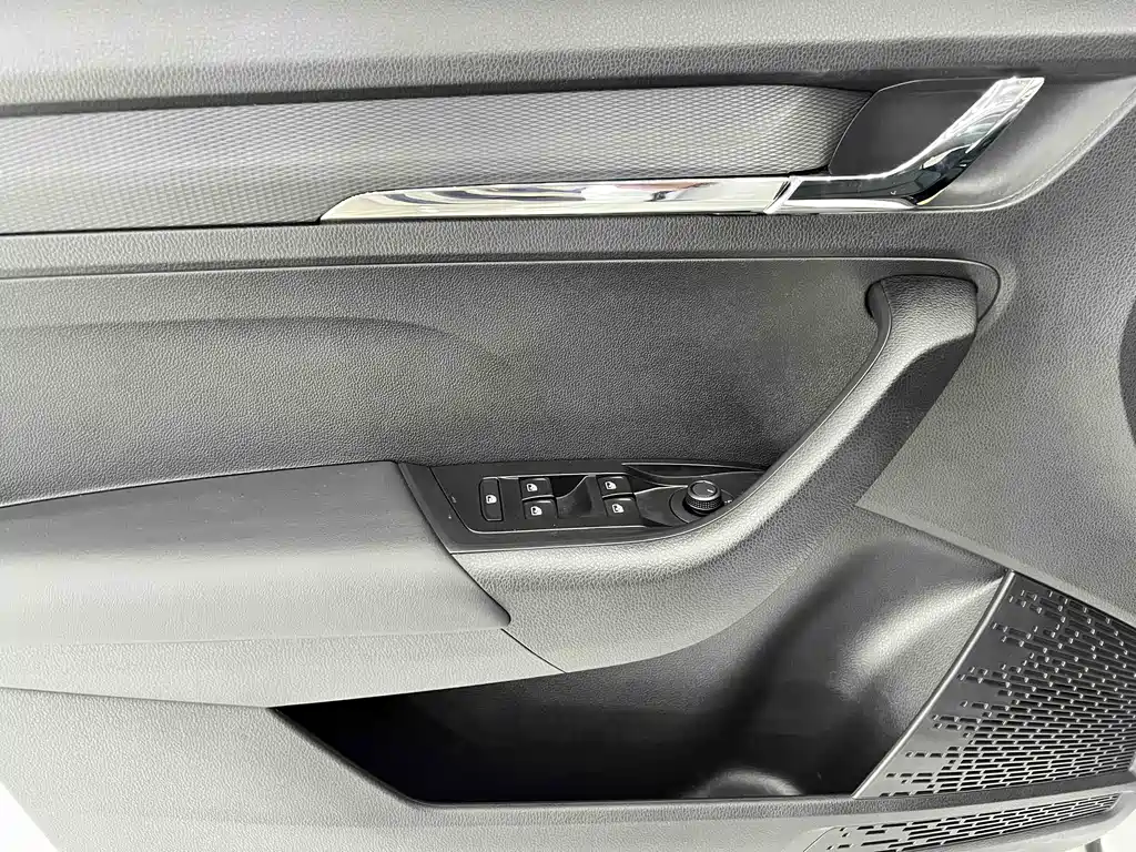 Kamiq 2023 Facelift 1.5L Automatic Comfort Edition - фото 8