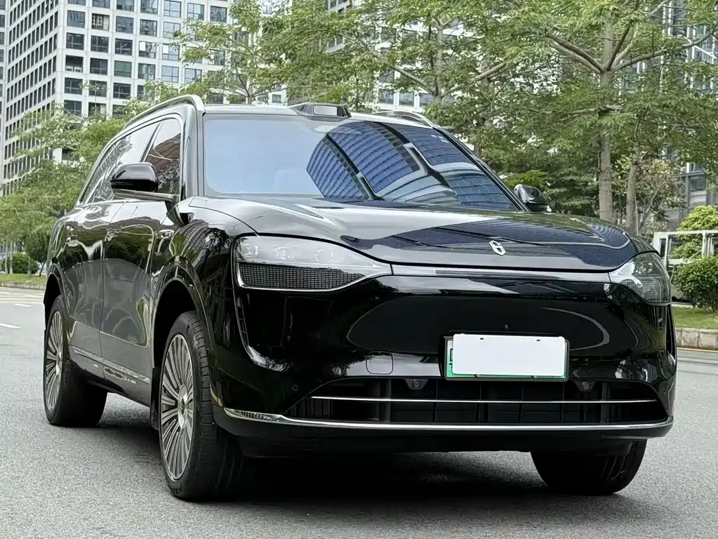 AITO M9 2025 EREV Ultra Edition 52kWh 6-Seater (192-line LiDAR)