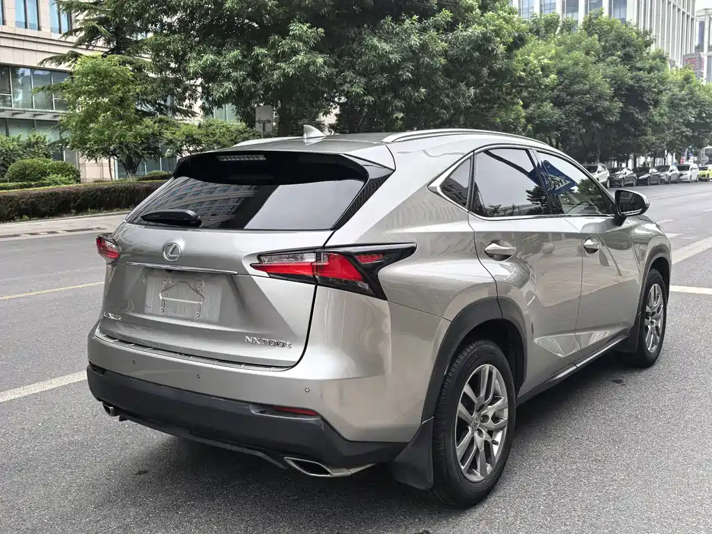 Lexus NX 2015 200t AWD F Sport