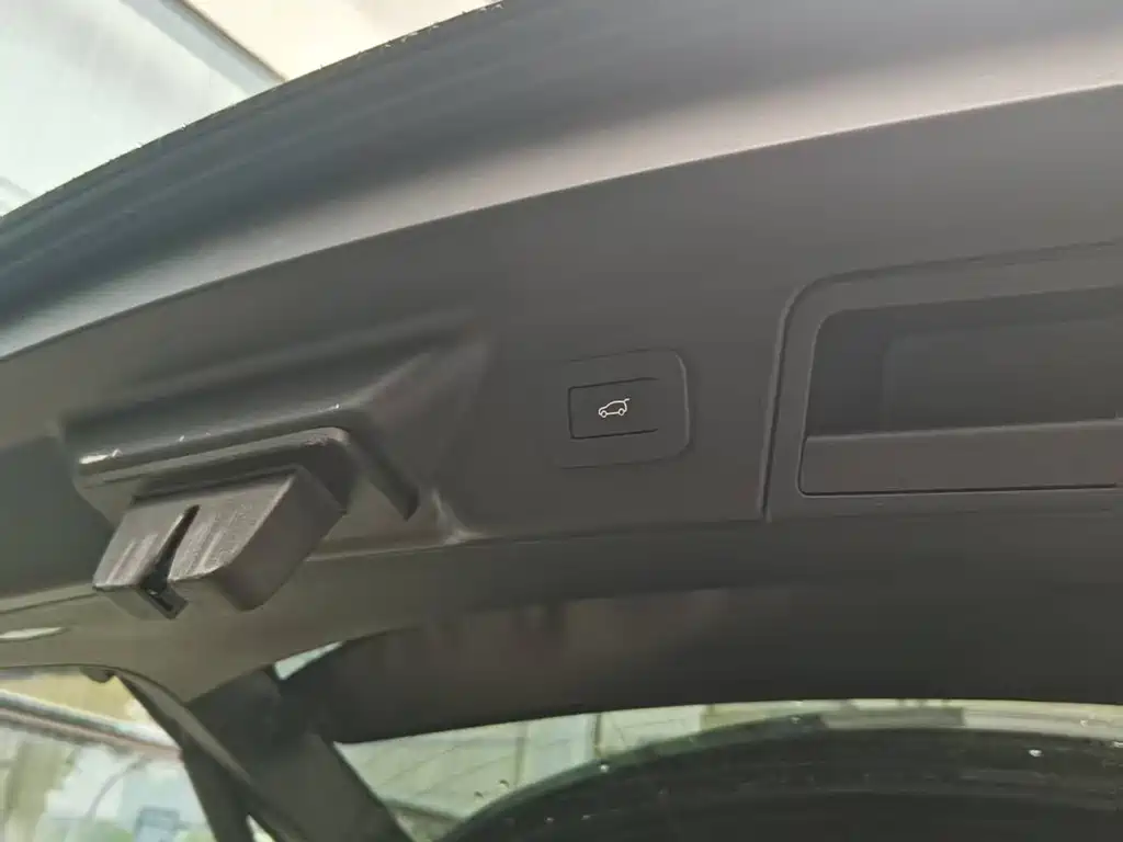 Range Rover Velar 2025 Dynamic HSE