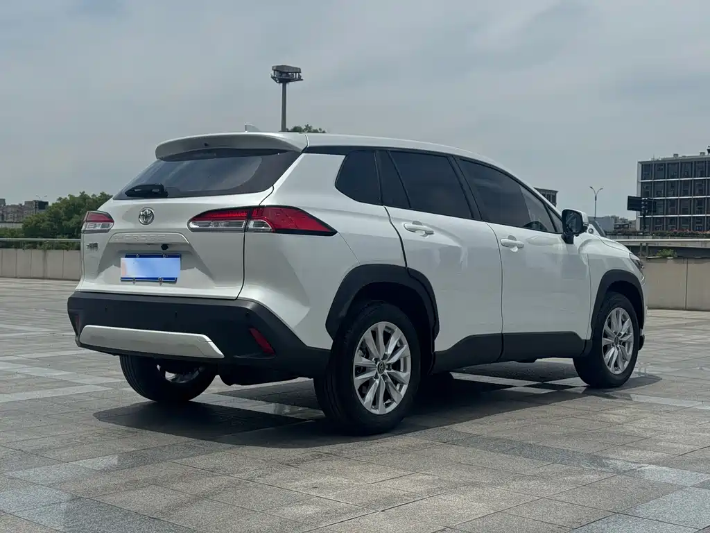 Toyota Corolla Cross 2024 2.0L Pioneer Edition