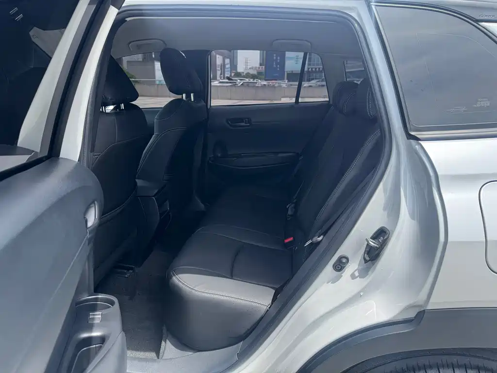 Toyota Corolla Cross 2024 2.0L Pioneer Edition