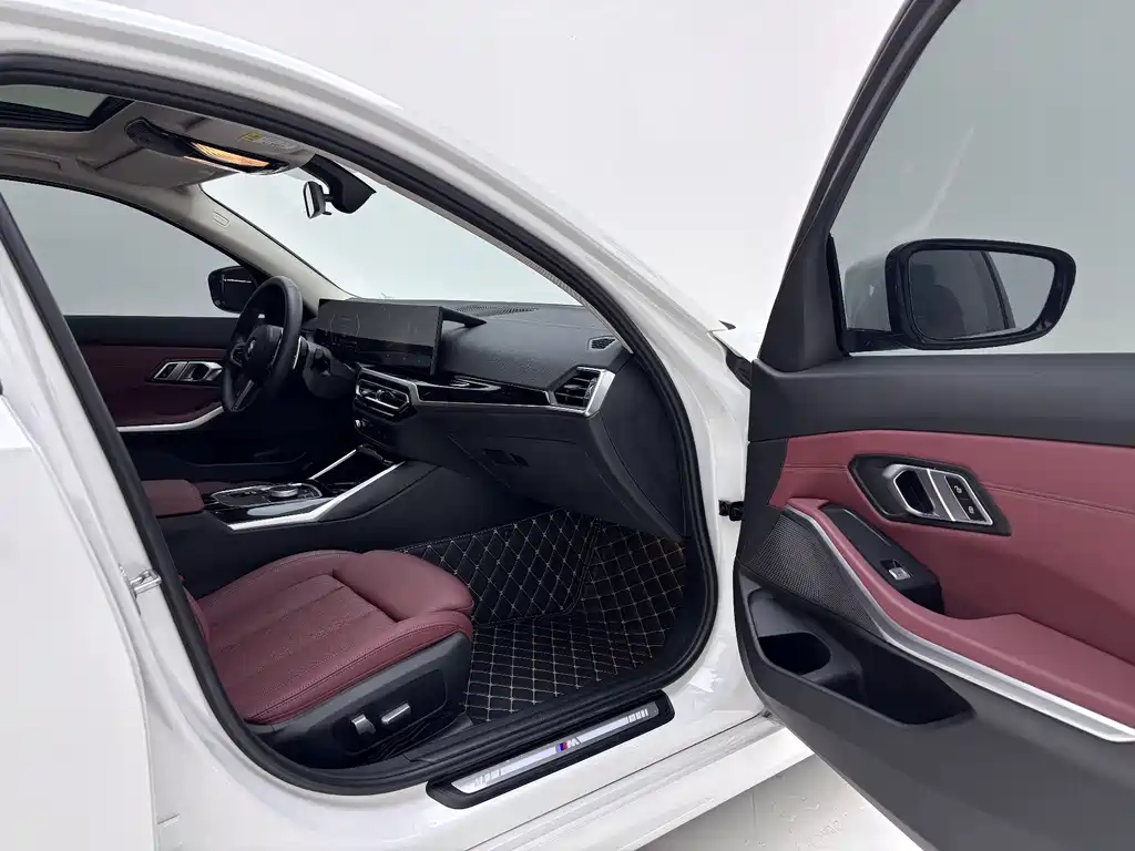 BMW 3 Series 2023 320Li M Sport Package - фото 21
