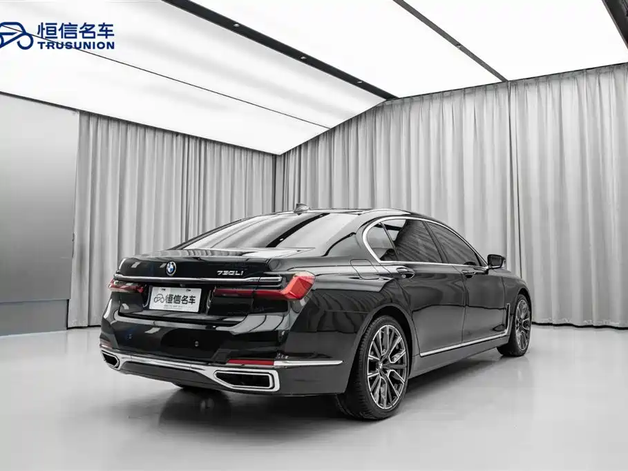 BMW 7 Series 2019 730Li Luxury Package