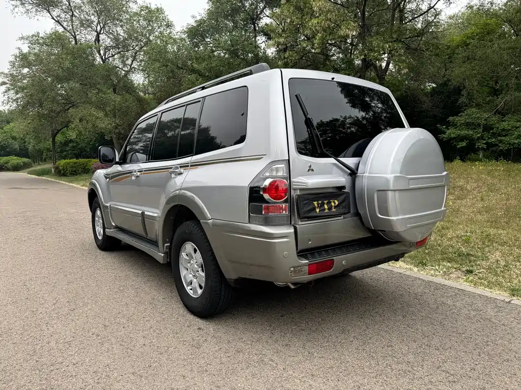 Mitsubishi Pajero 2011 V73 3.0L AT GLS