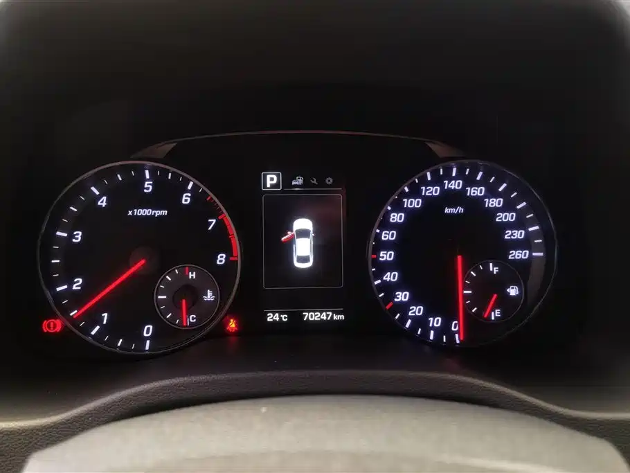 Hyundai Elantra Lingdong 2018 1.4T DCT Xuandong Vitality Edition