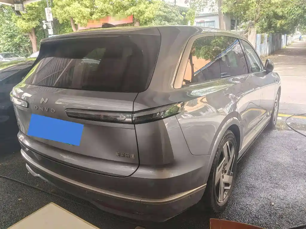Onvo L90 2025 Max 6-Seater Edition