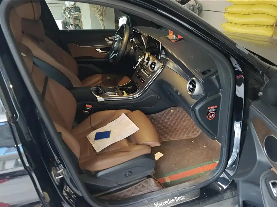Mercedes-Benz GLC 260 L 4MATIC Luxury