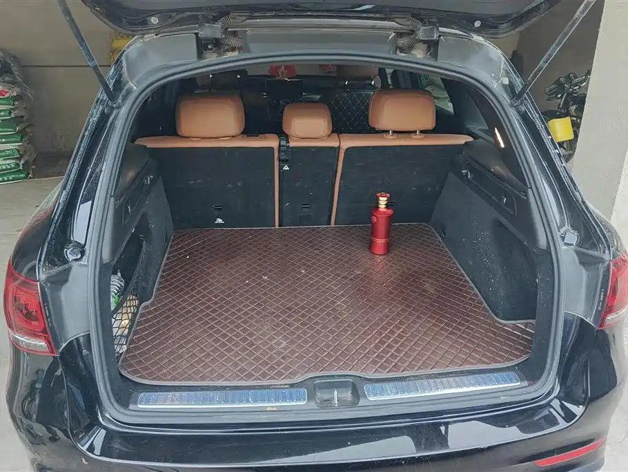 Mercedes-Benz GLC 260 L 4MATIC Luxury