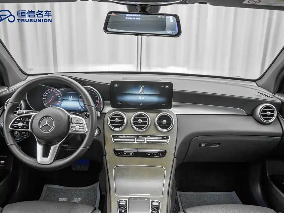 Mercedes-Benz GLC 2020 GLC 260 L 4MATIC Luxury