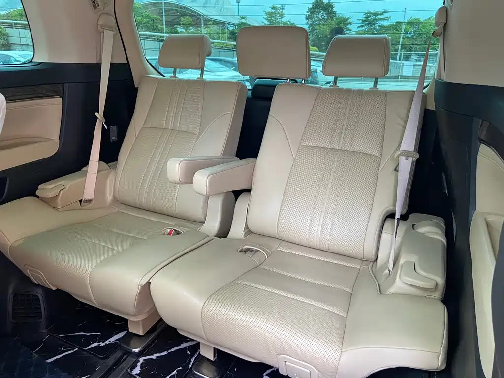Alphard 2021 Hybrid 2.5L Premium Edition