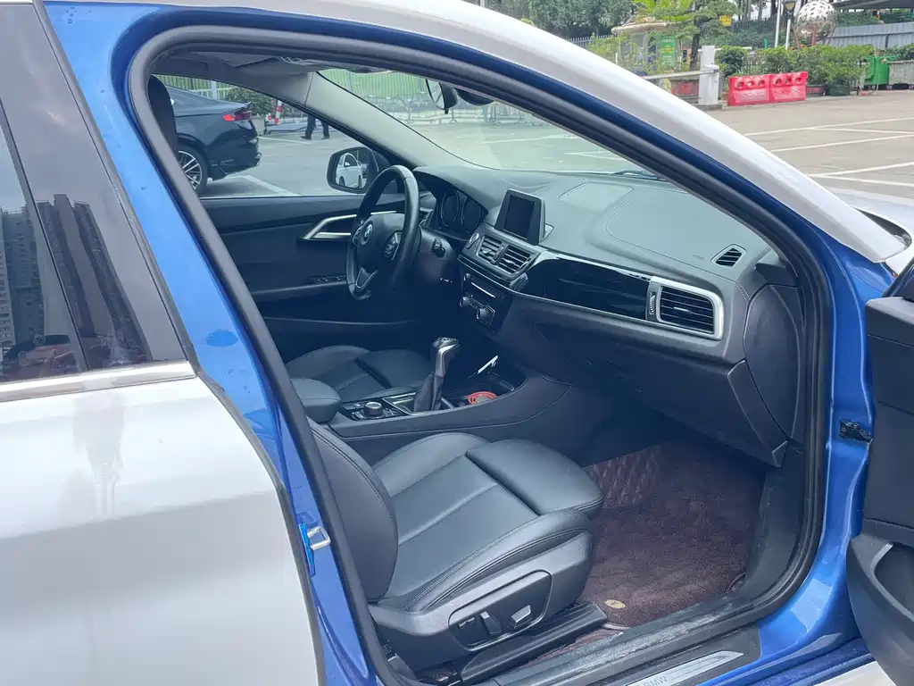 BMW 1 Series 2018 118i Sport