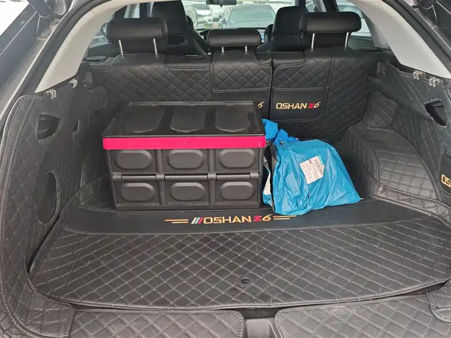 Changan Oshan Z6