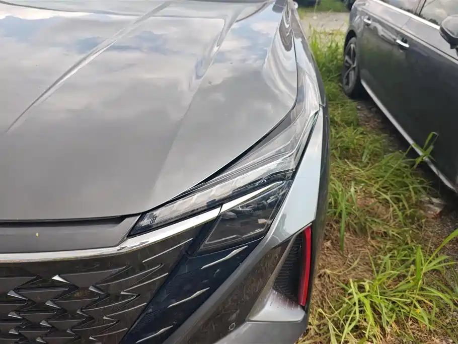 Changan Oshan Z6