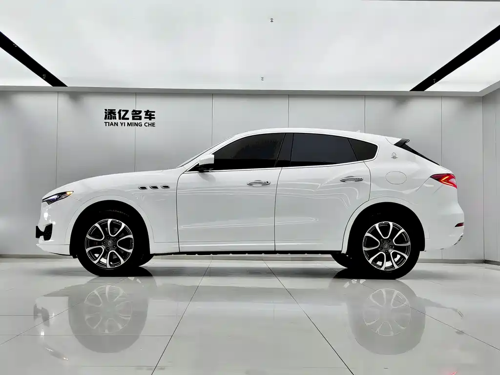 Maserati Levante 2016 3.0T Standard
