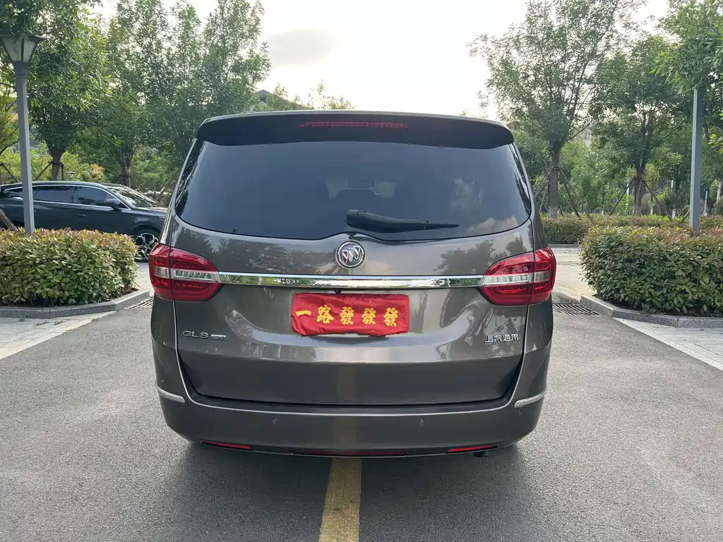 Buick GL8 2017 25S Luxury China V