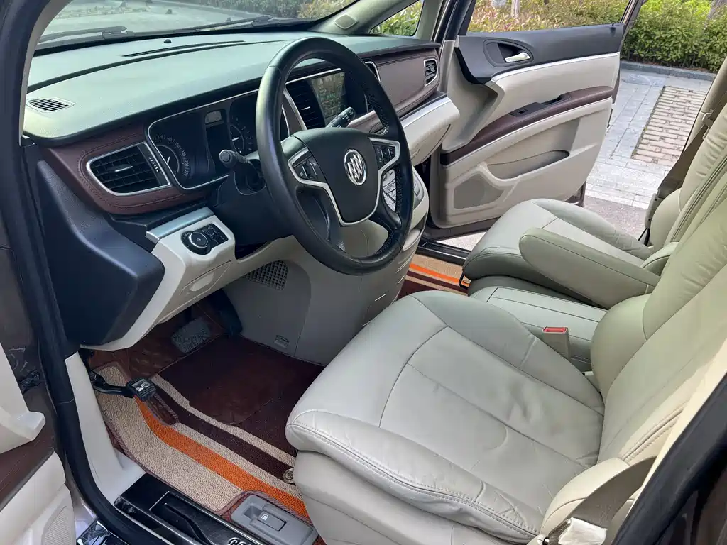 Buick GL8 2017 25S Luxury China V