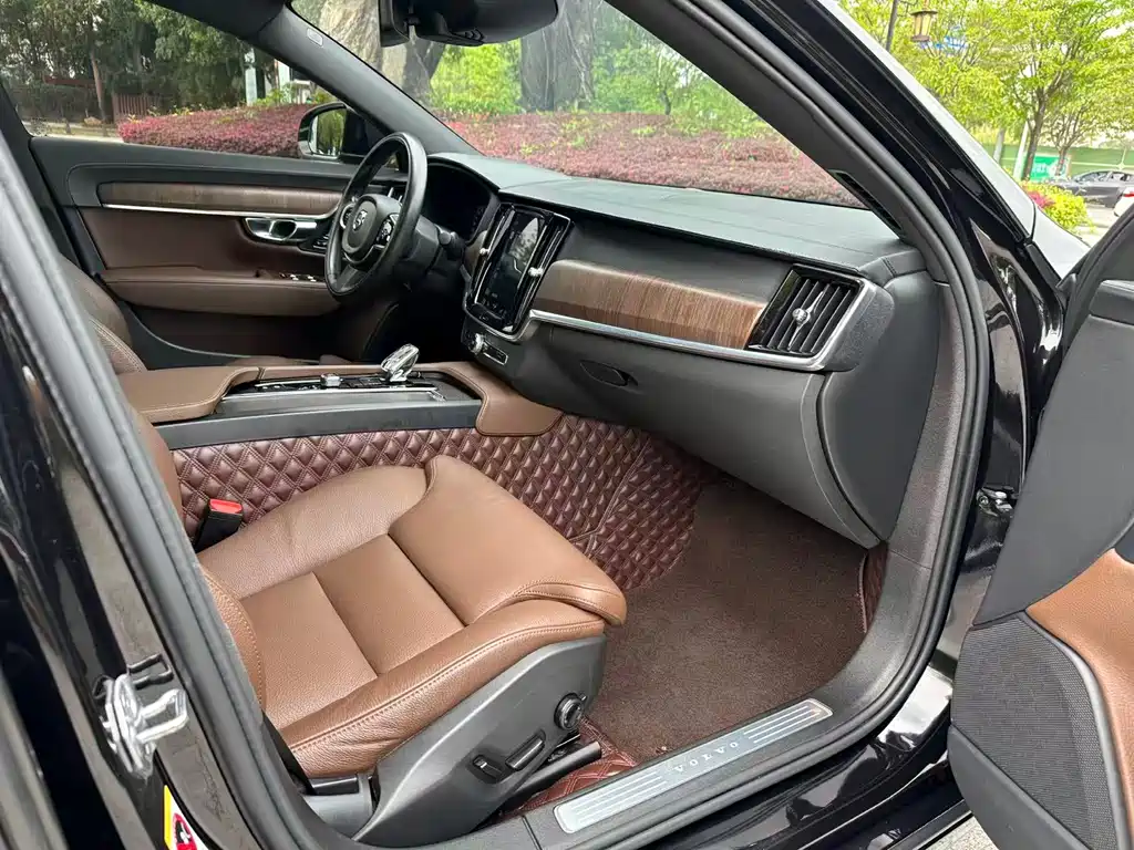Volvo S90 2021 B5 Inscription