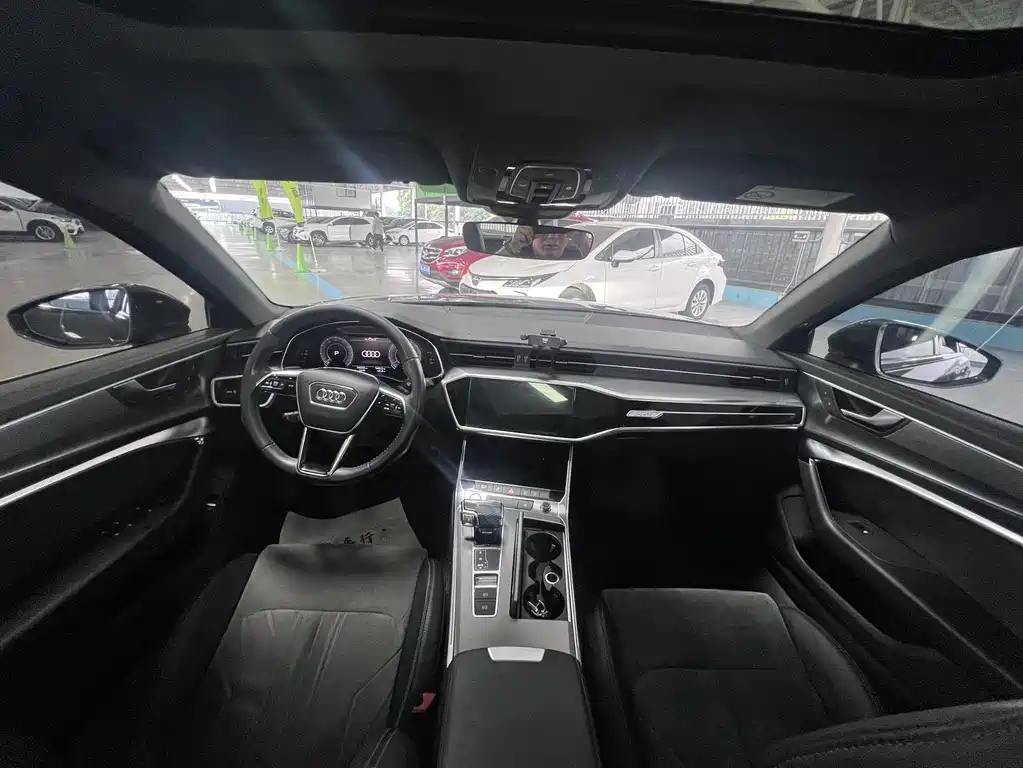Audi A6L 2019 45 TFSI Zhenxuan Dynamic Edition