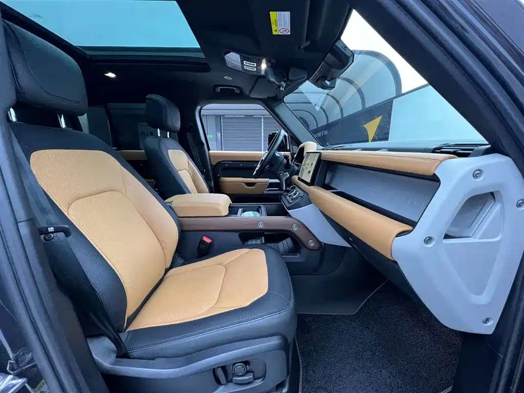 Land Rover Defender 2024 110 3.0T P400 X-DYNAMIC HSE