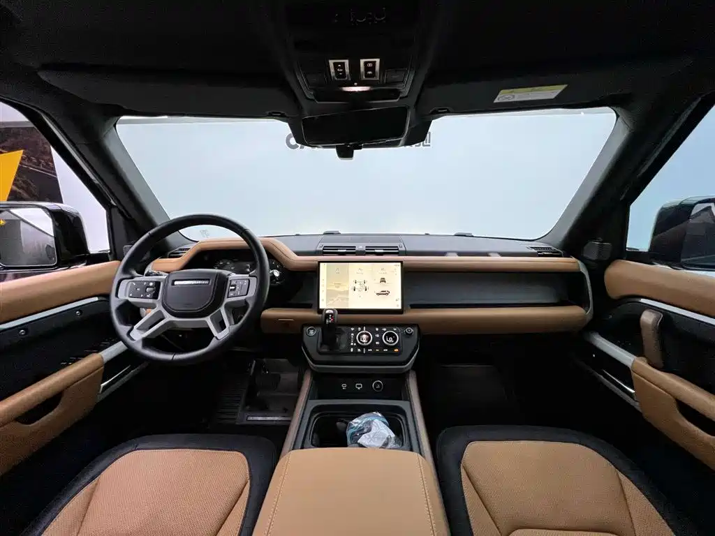 Land Rover Defender 2024 110 3.0T P400 X-DYNAMIC HSE